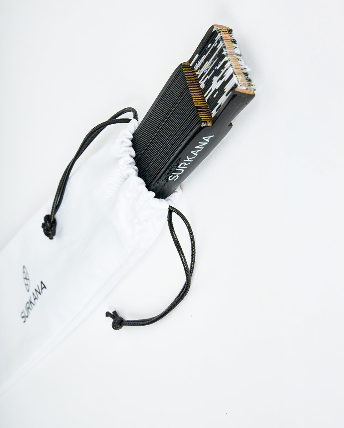 Women’s luxury-inspired folding fan accessory with timeless monochrome design and chic modern appeal.