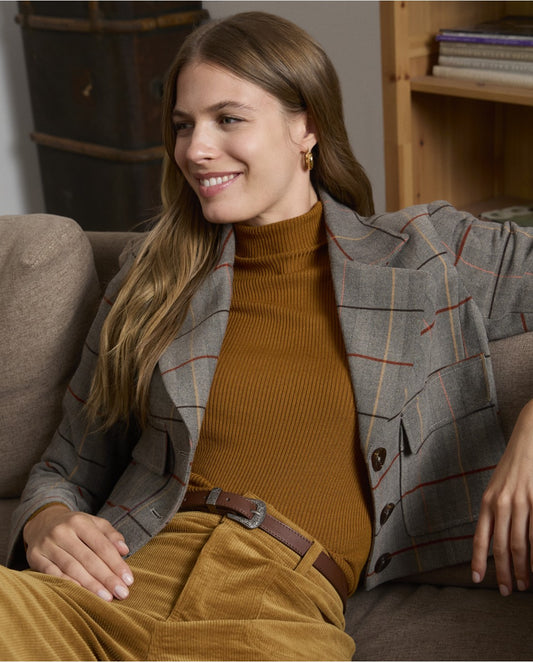 Cropped plaid blazer