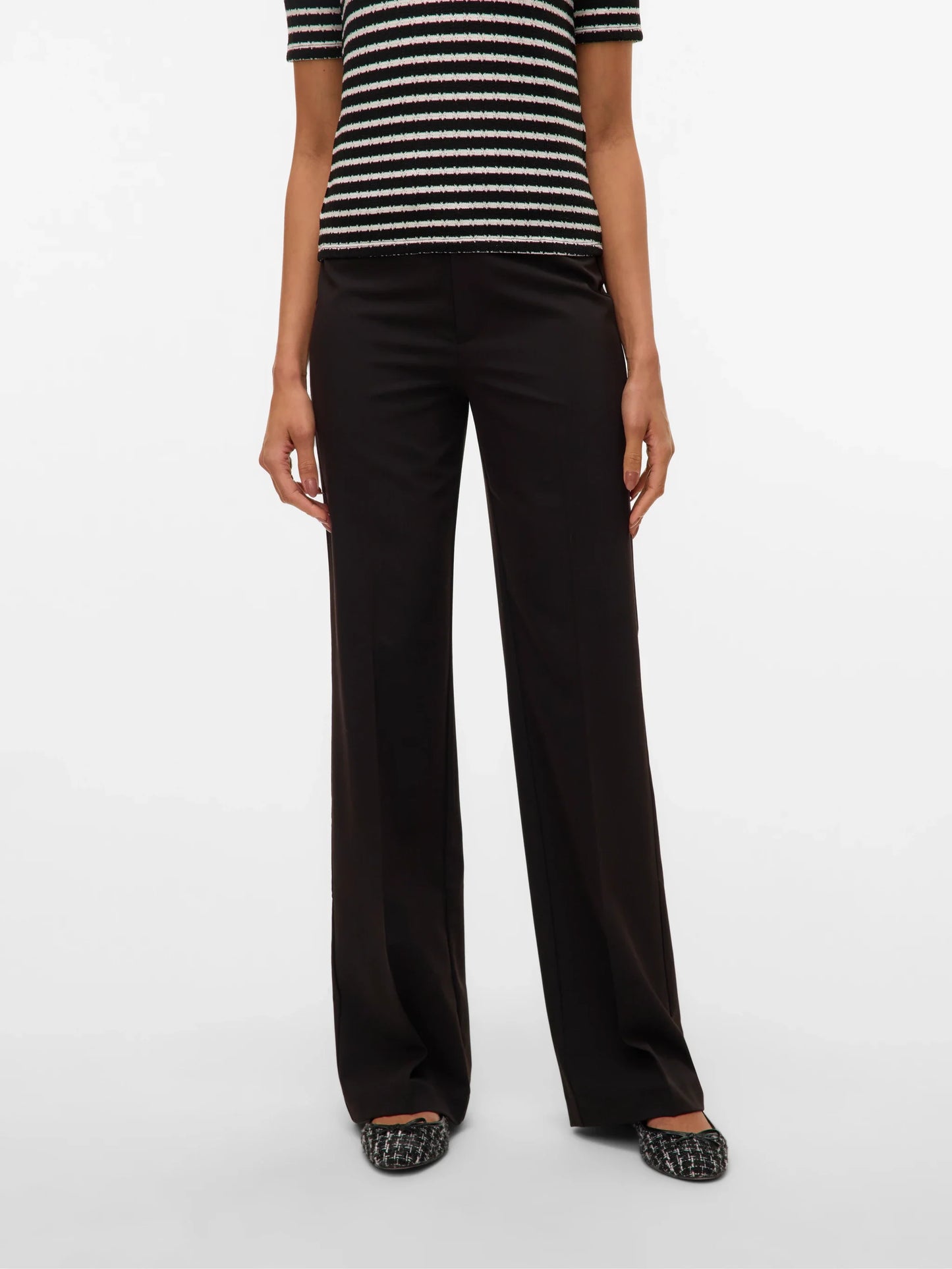 Women’s premium black trousers for capsule wardrobe and office chic looks