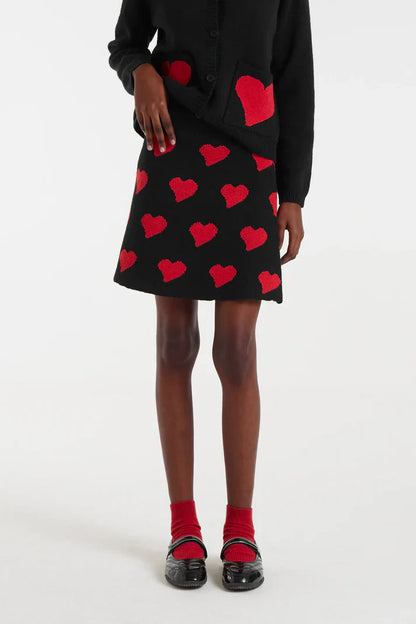 Trendy women’s black and red heart motif knit skirt