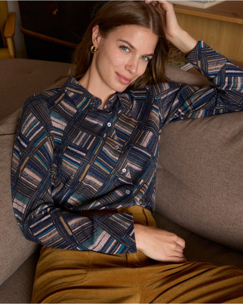 Women's long-sleeve patterned blouse with geometric stripe print, collared neckline and versatile button-front styling