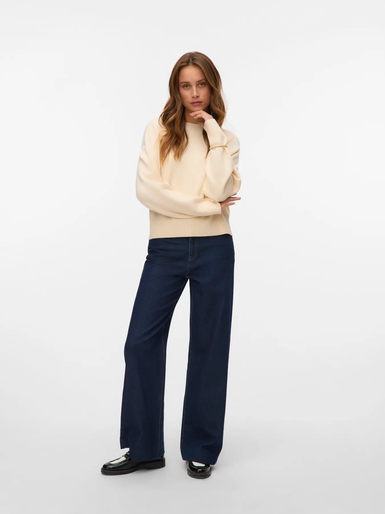 Women's classic dark wash wide-leg denim pants with high-rise fit for versatile work, travel and everyday styling.