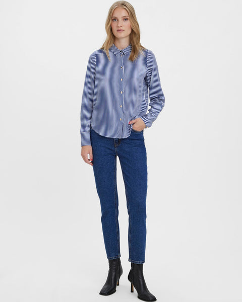 Dark wash denim jeans offering a modern fit, everyday comfort, and versatile wardrobe styling.
