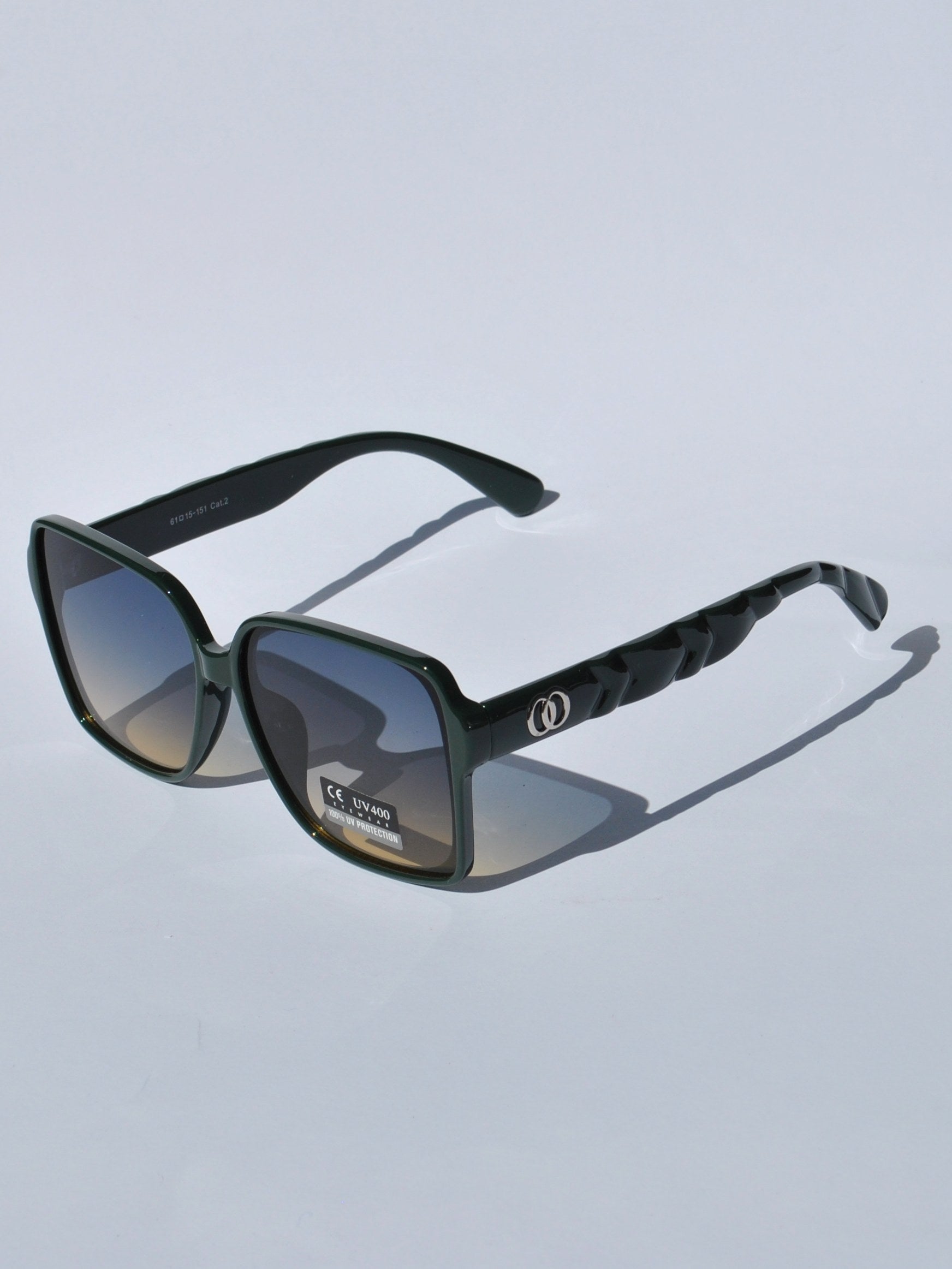 Designer-style women’s sunglasses with chunky green square frames and gradient UV400 lenses for contemporary accessory trends.