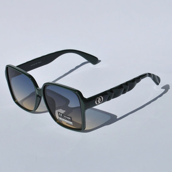 Designer-style women’s sunglasses with chunky green square frames and gradient UV400 lenses for contemporary accessory trends.