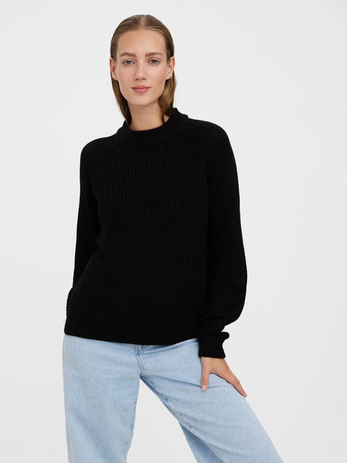 Women's oversized knit jumper featuring a soft feel and versatile cold-weather styling.