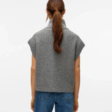 Women’s oversized gray knit vest with high collar and full zipper for trendy layered outfits with jeans and trousers.