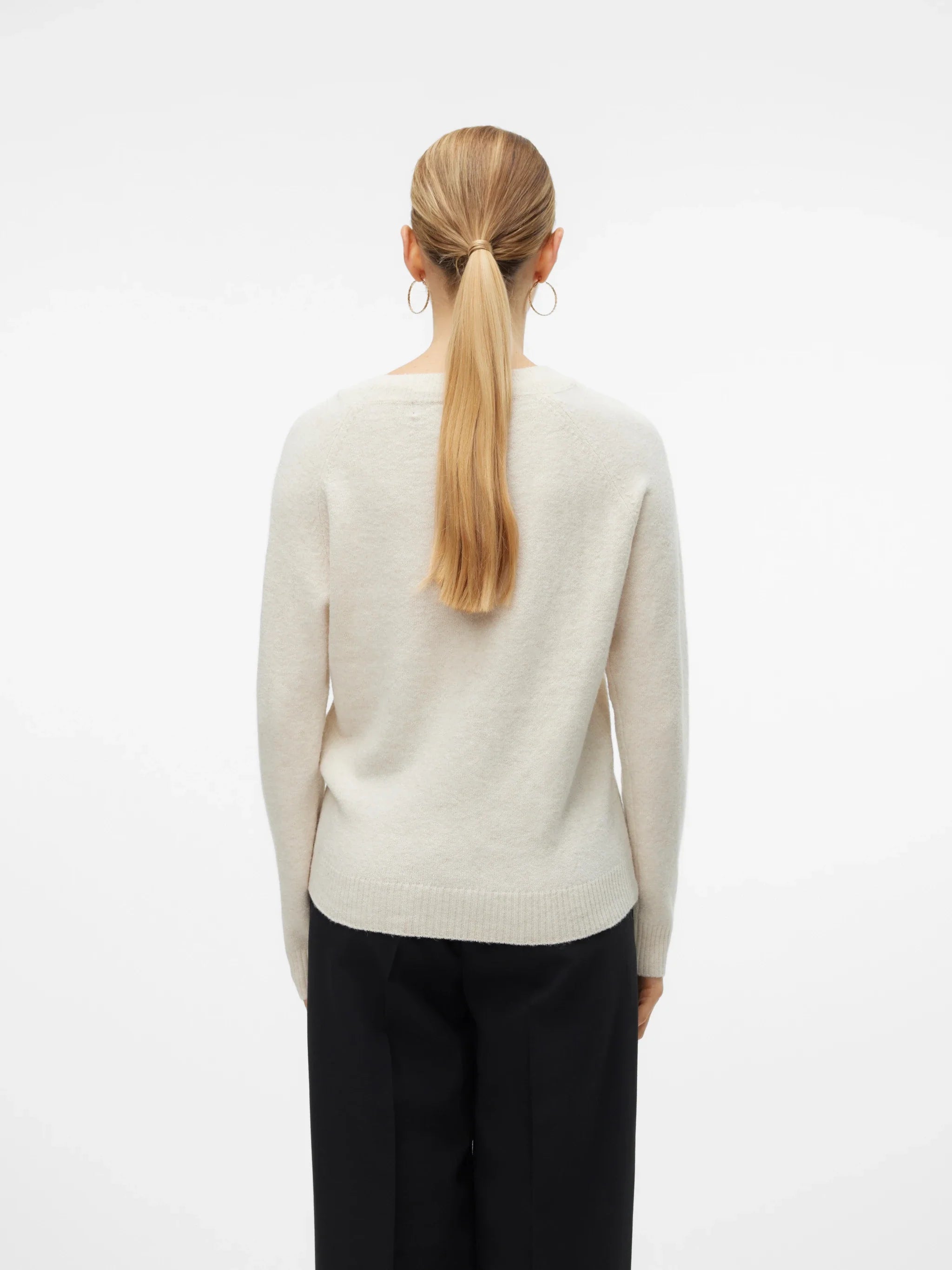 Women’s neutral cream pullover sweater for elevated casual style, office outfits, travel wardrobes, and seasonal layering.
