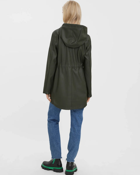 Women’s green hooded rain jacket with long sleeves, front pockets, and drawstring waist for versatile everyday and travel outerwear.