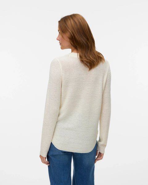 Elegant women's off-white pullover featuring a fine knit texture, long sleeves and comfortable relaxed silhouette for timeless casual style.