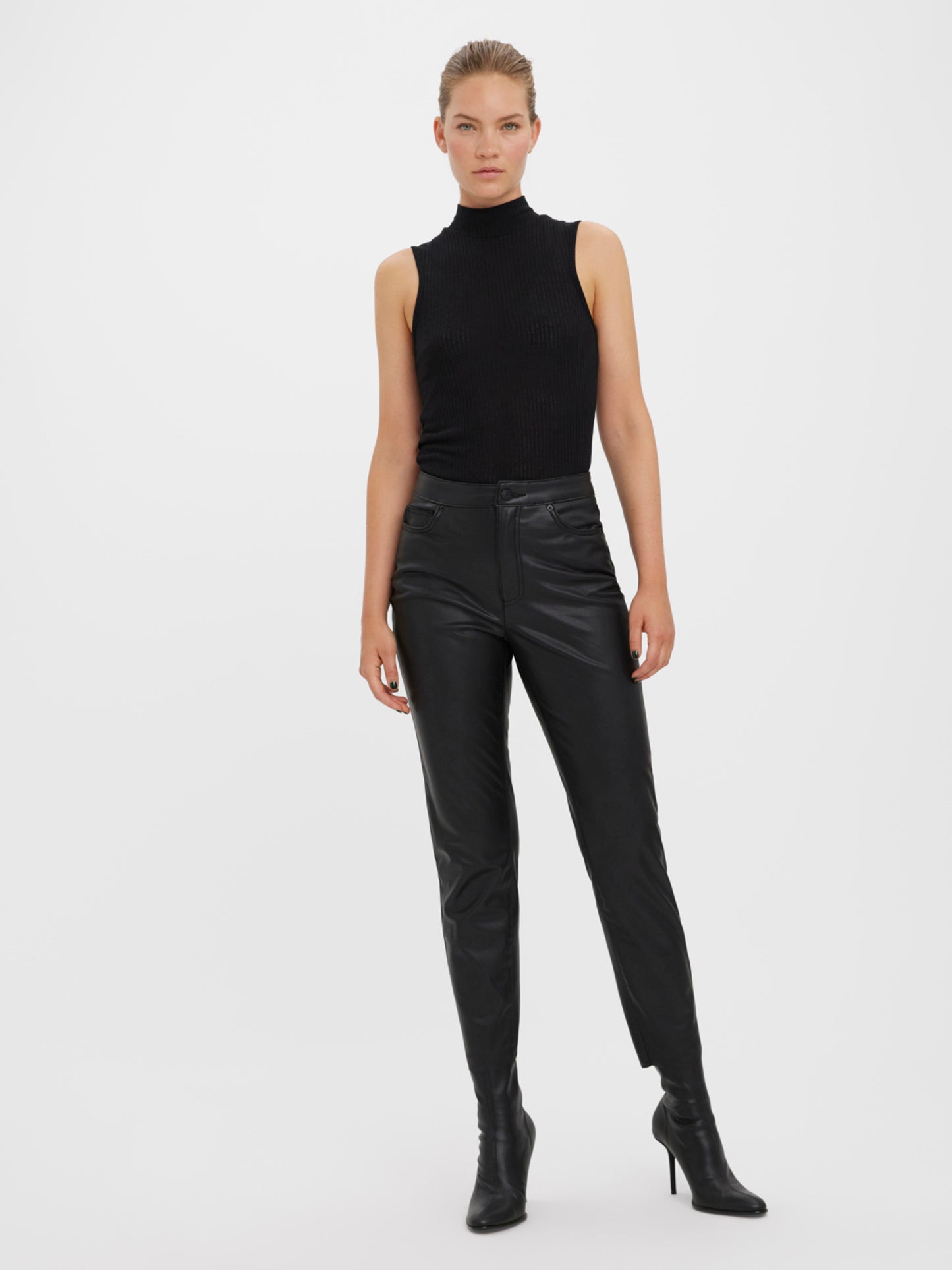 Brenda Straight Pant